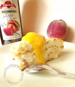 Gâteau au fromage blanc aromatisé à la pêche