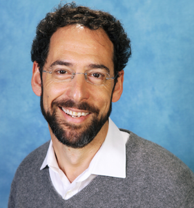 Laurent Klein/ EMC : "Insuffler une dynamique nouvelle en misant sur l'intelligence des équipes enseignantes"