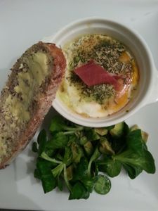 Oeufs Cocotte Epinards, Jambon d'Auvergne & Comté