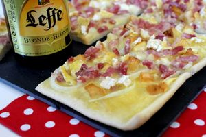 Flammekueche à la Normande (Camembert & Pomme)