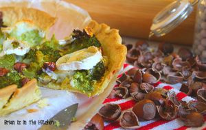 Tarte aux Brocolis, Chèvre et Noisettes
