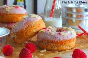 Donuts au Four Framboises & Amandes