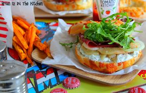 Bagel au Saint Agur, Poires et Viande des Grisons