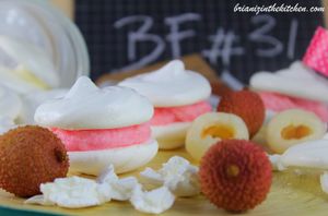 Macarins (Mi-Macarons Mi-Vacherins) Glacés aux Litchis