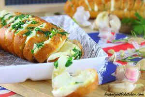 Garlic Bread - Pain à l'Ail
