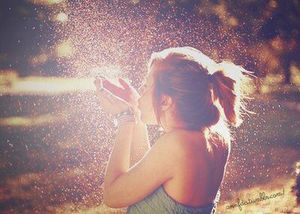 Quand elle...