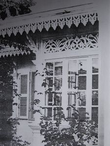 Mon chemin de dentelle Lambroquins