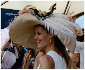 Prix de Diane 2015 : concours de chapeaux