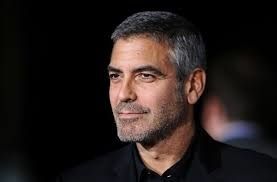 Clooney sfida il Daily Mail. Il falso scoop dell'estate riapre il processo ai tabloid. La star rifiuta le scuse
