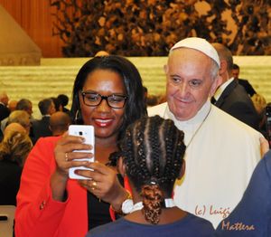 ROMA: PAPA FRANCESCO HA RICEVUTO I FAMILIARI DELLE VITTIME DEL 14 LUGLIO IN NIZZA