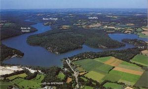 Avant la vidange du lac de Guerlédan...