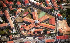 vue aérienne de la Maison d'Arrêt St Michel