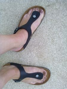 Espadrilles ou Birkenstocks ?