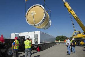 L'ICPS est débarqué au Marshall Space Flight Center