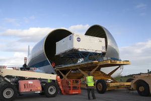 Le bouclier thermique est arrivé au KSC