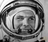Youri Gagarine 1961. En 1968, il meurt lors d'un exercice d'avion d'essai.