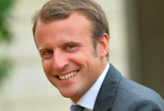 Emmanuel Macron, Ministre de l’économie, parrain de la première promotion « 12 chefs » (AF Wuhan - CMA)