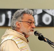 À qui manifeste un début de questionnement, d’attrait pour Dieu, on donnera plus de connaissance, de compréhension du sens de la vie divine