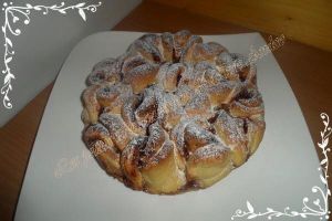 Brioche bouclettes á la confiture de framboise