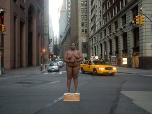 content de rentrer en France, de voir des jolies filles !