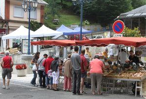 Le marché à Capvern Les Bains