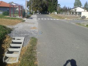 Deux nouveaux abri-bus sur Capvern