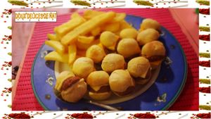 Mini cheese burger miniature :