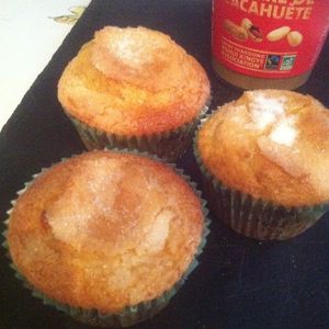 Madeleines espagnoles au beurre de cacahuète équitable .