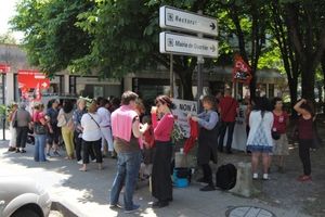 La précarité frappe l’aide aux élèves handicapés