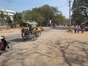 BAGAN (en vélo)