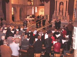Le cors des Alpes fait vibrer la Messe "en sol" à St Martin