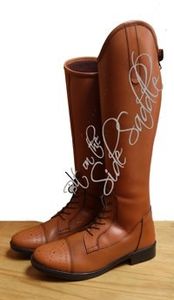 Bottes bottines et autres chaussure pour la cavalière amazone