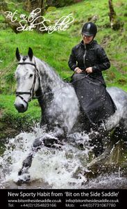 Monte en amazone... sous le pluie