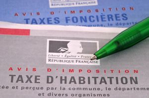 Je vote contre l'augmentation de 10% des taux des impôts locaux