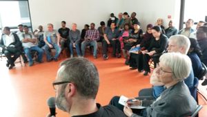Réunion info-débat sur le logement à Franc Moisin, 16 avril 2015.