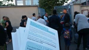 En cas d'absence non-remplacée, prevenez par SMS au 31321