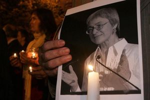 Radio-Canada / Peines de prison à vie pour le meurtre d'Anna Politkovskaïa