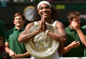LaPresse.ca - Wimbledon: sixième trophée pour Serena Williams
