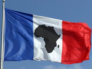 La fameuse Françafrique: seuls les élites africaines y trouvent encore leurs intérêts. Pas la France...