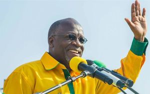 JOHN MAGUFULI (Tanzanie) vs ALPHA CONDÉ (Guinée): Les deux furent tous récemment élus, mais la comparaison se limite là