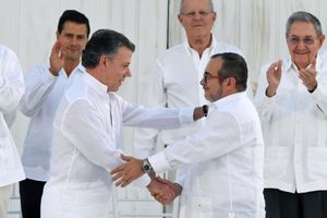 LaPresse.ca - Le Nobel de la paix remis au président colombien