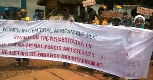 Des femmes centrafricaines réclament la levée de l’embargo et la réhabilitation des FACA