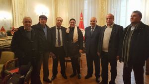 Rencontre entre une délégation de l'ATF, Espace Farbi et IDEAL-92 et M le Consul Général de Tunisie à Paris