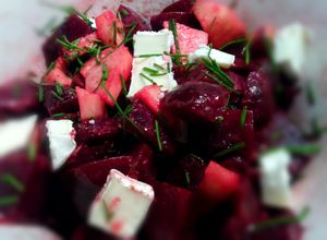 Salade de betteraves, pomme et chèvre