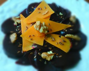 Carpaccio de betteraves à la mimolette vielle