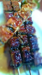 Brochettes de porc laquées