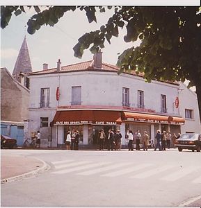UN CAFE, UNE HISTOIRE