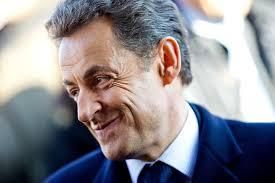 Nicolas SARKOZY aux commandes