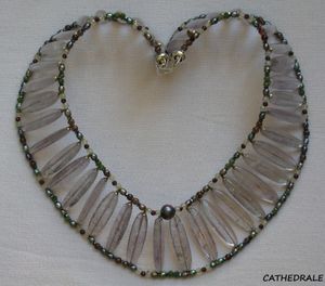 https://www.etsy.com/fr/listing/256684930/collier-en-pierres-naturelles-amethyste?ref=shop_home_feat_4