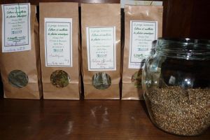 La Grange Buissonnière à Pisieu en Isère : plantes et produits dérivés, sous le label Nature et Progrès